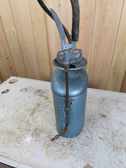 Vintage Chapin Compressed Air Sprayer - view 4