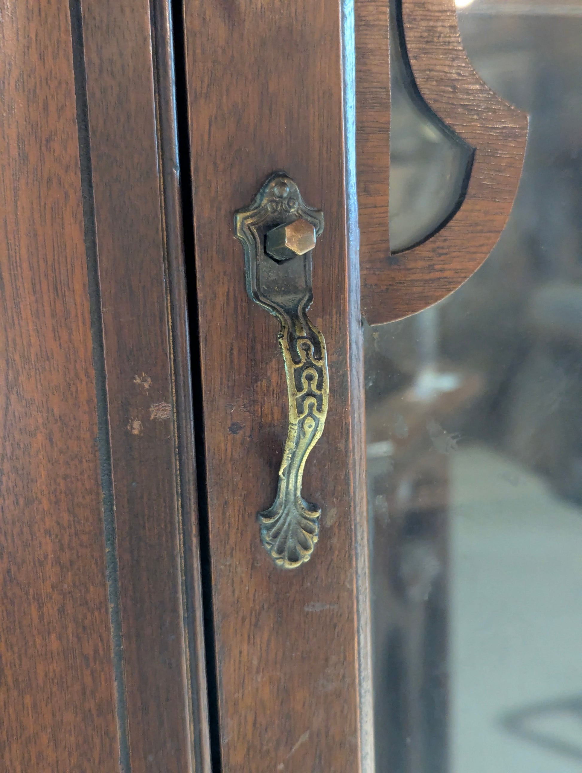 Vintage China Cabinet - view 3