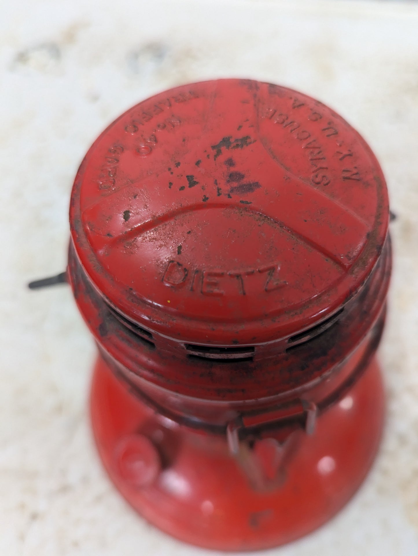 Vintage Dietz Traffic Gard No. 40 Lantern - view 3