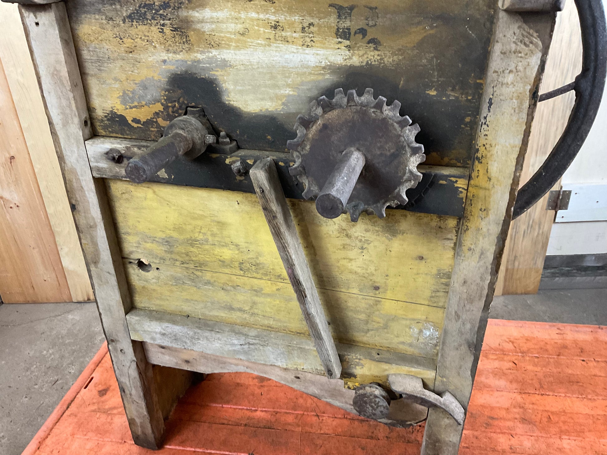 Vintage Double Corn Sheller - view 5