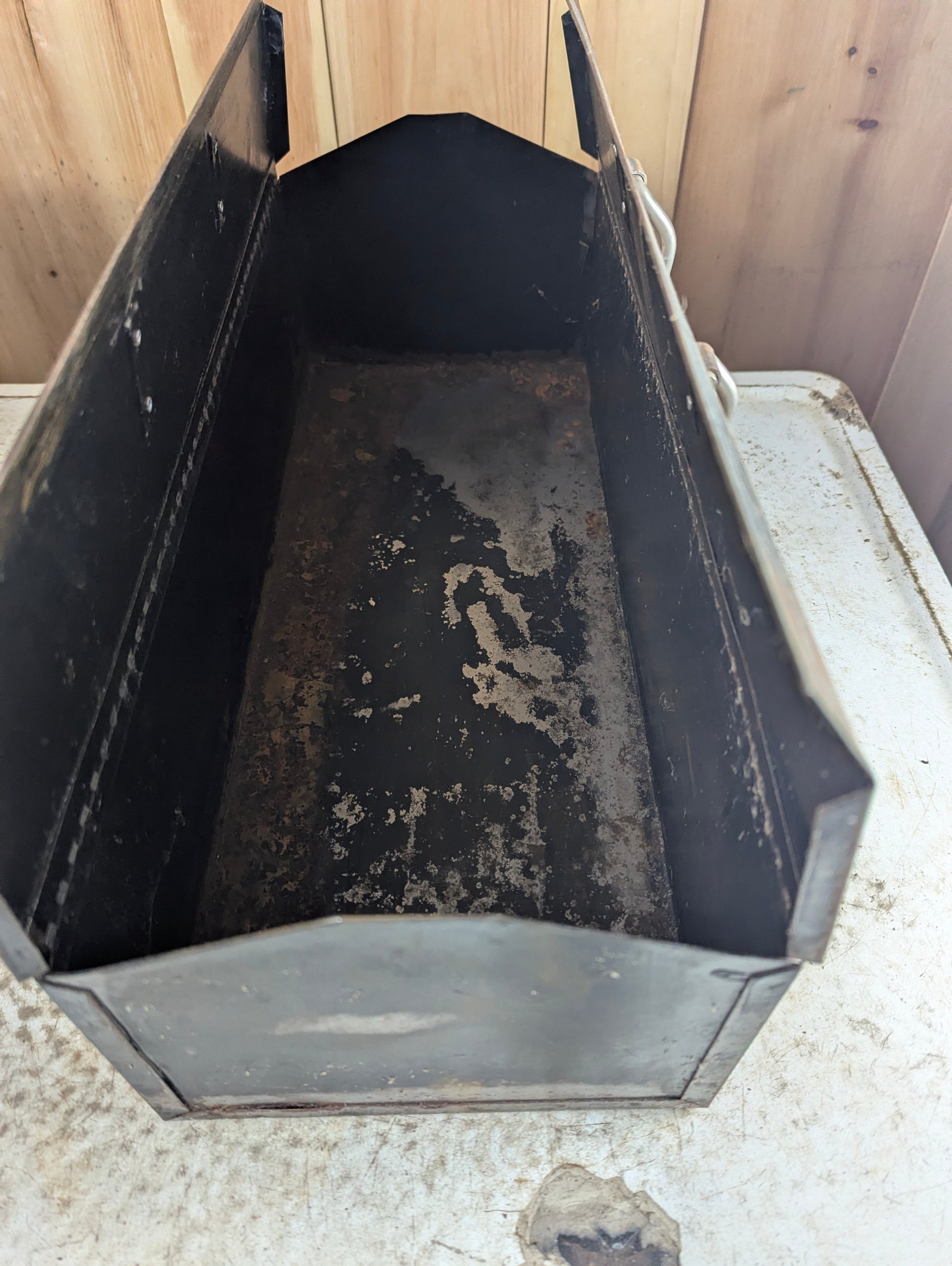 Vintage Double Door Top Load Metal Tool Box - view 5