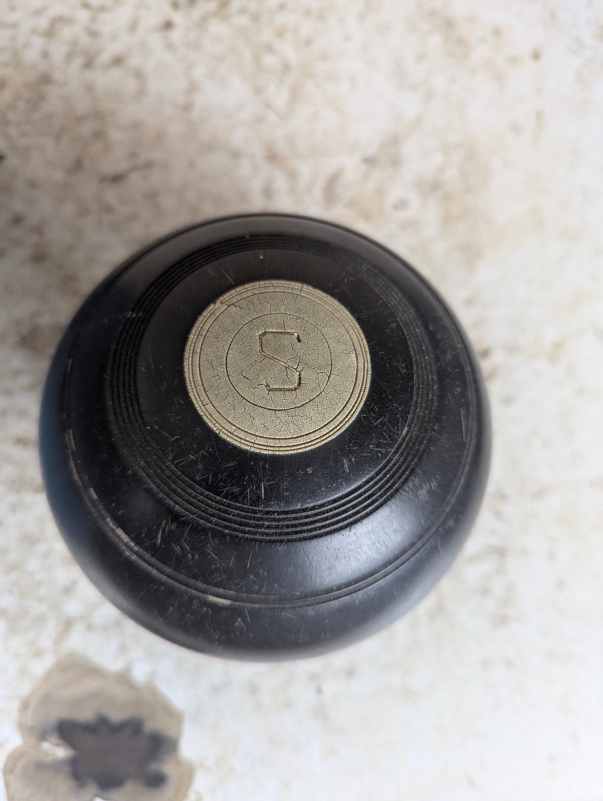 Vintage Dunlop 4 7/8 Lawn Bowls with Carrying case - view 2