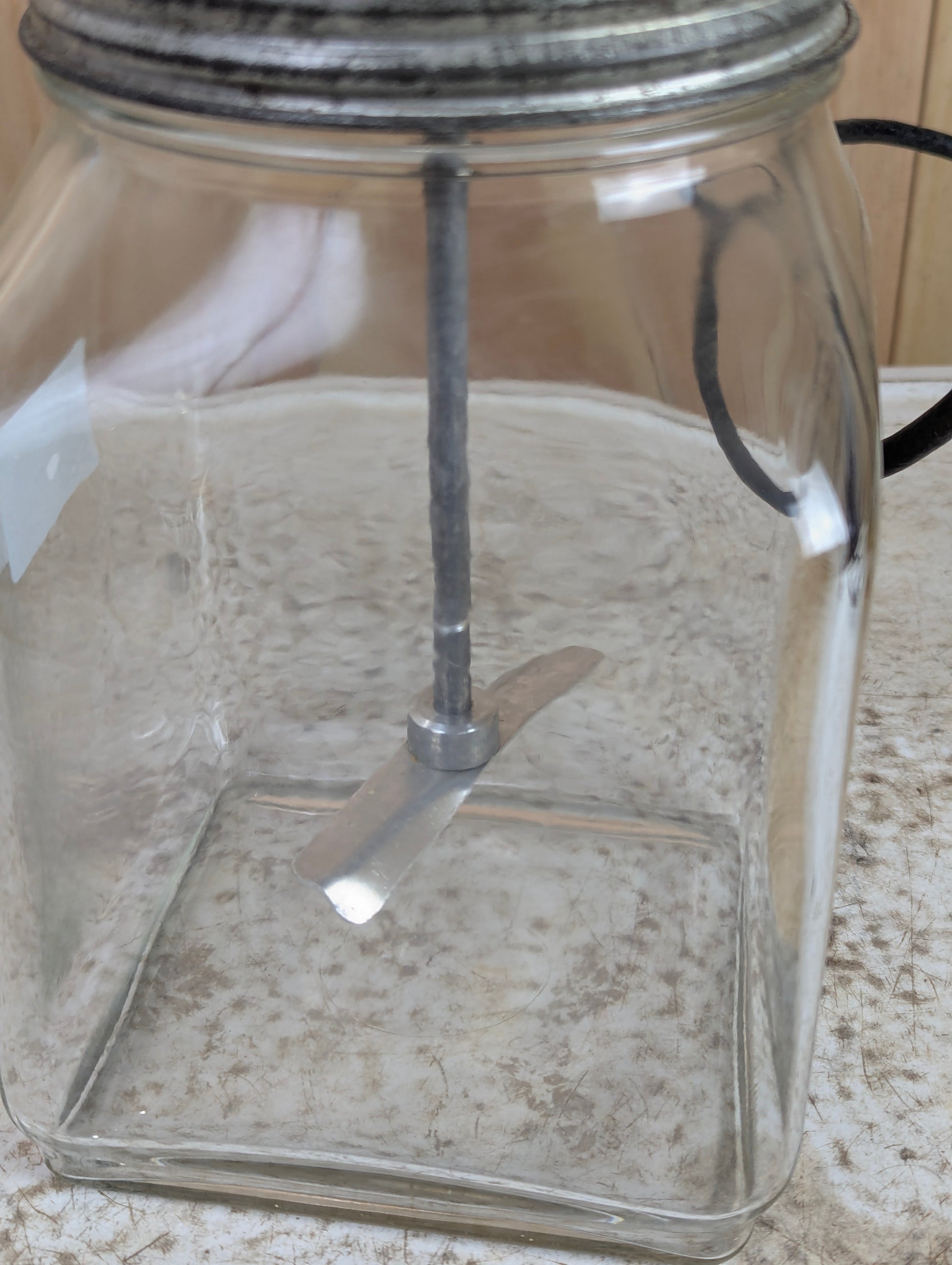 Vintage Farm Master 1 Gallon Electric Butter Churn - view 3