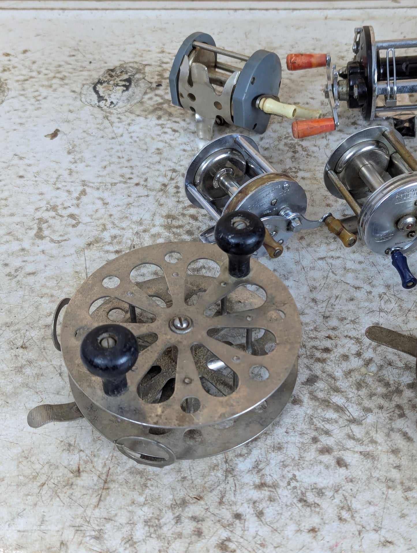Vintage Fishing Reels - view 4