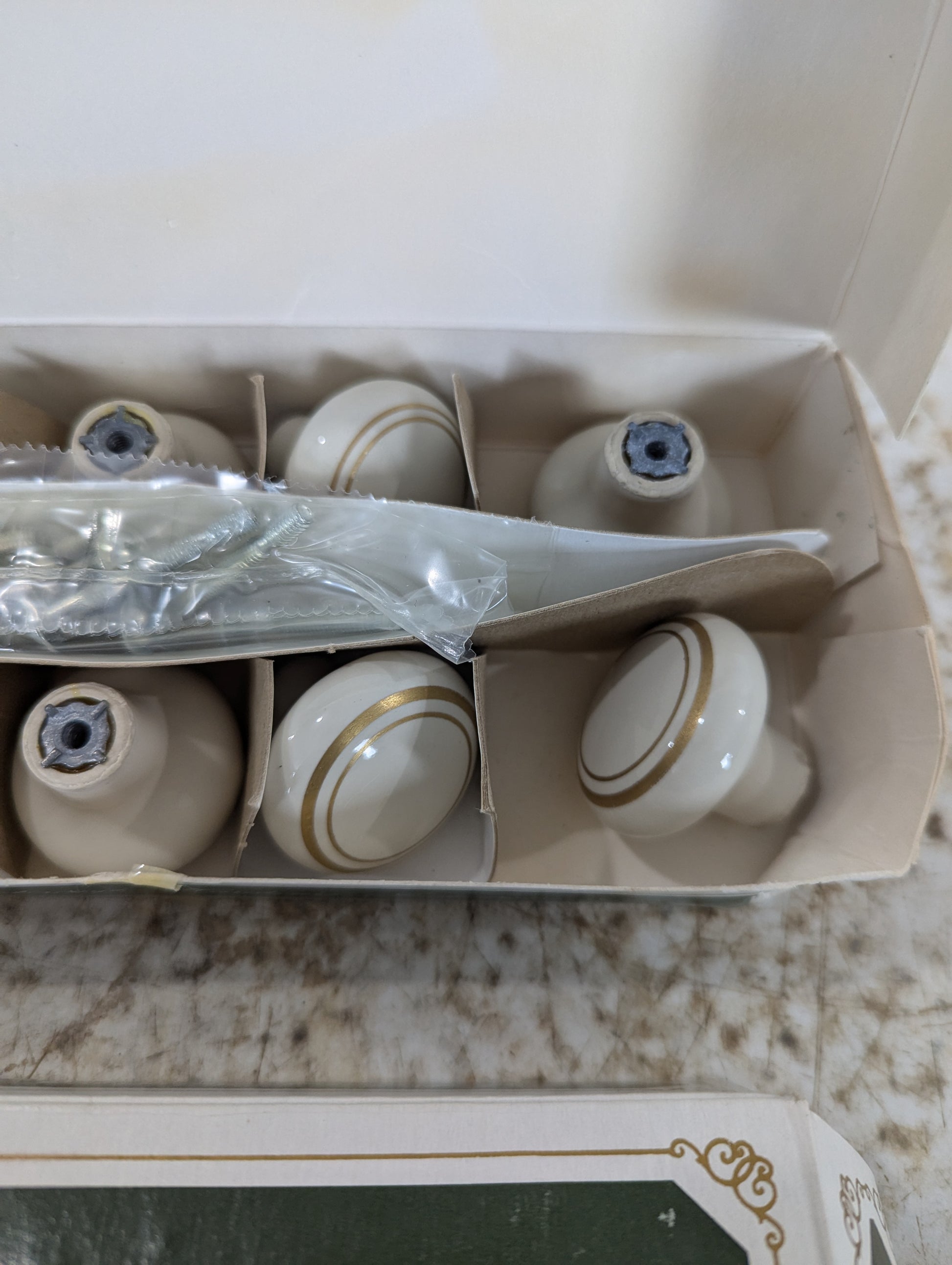 Vintage Gainsborough Porcelain Cupboard Knobs Drawer Pulls in Box - New Old Stock - view 5