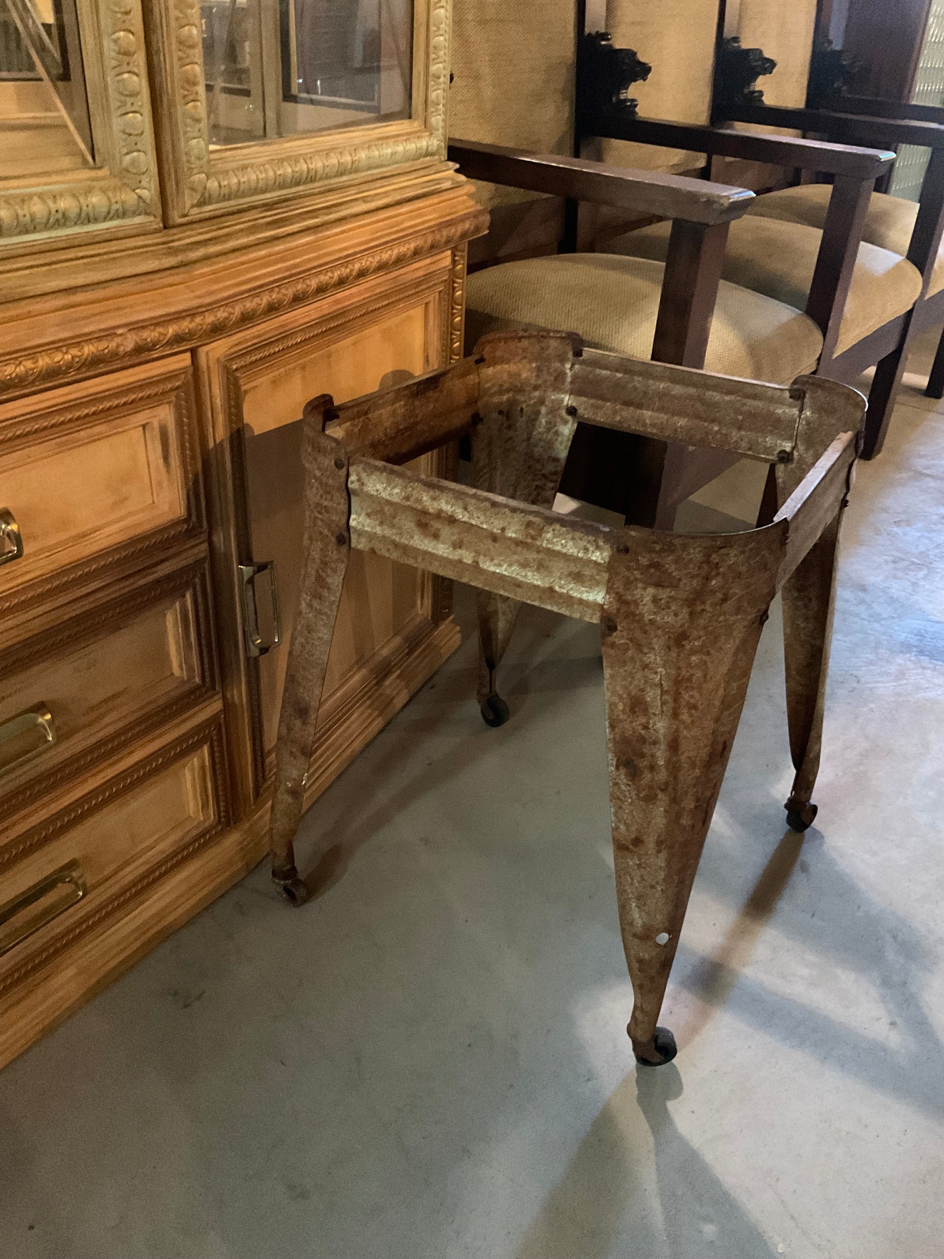 Vintage Galvanized Washtub Stand - view 2