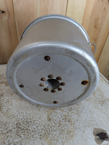 Vintage GE Aluminum Pot with Lid for Washing Machine - view 3
