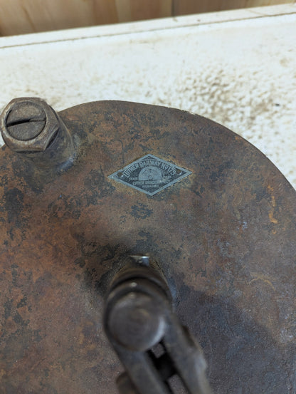 Vintage Hand Cranked Grinders - view 2