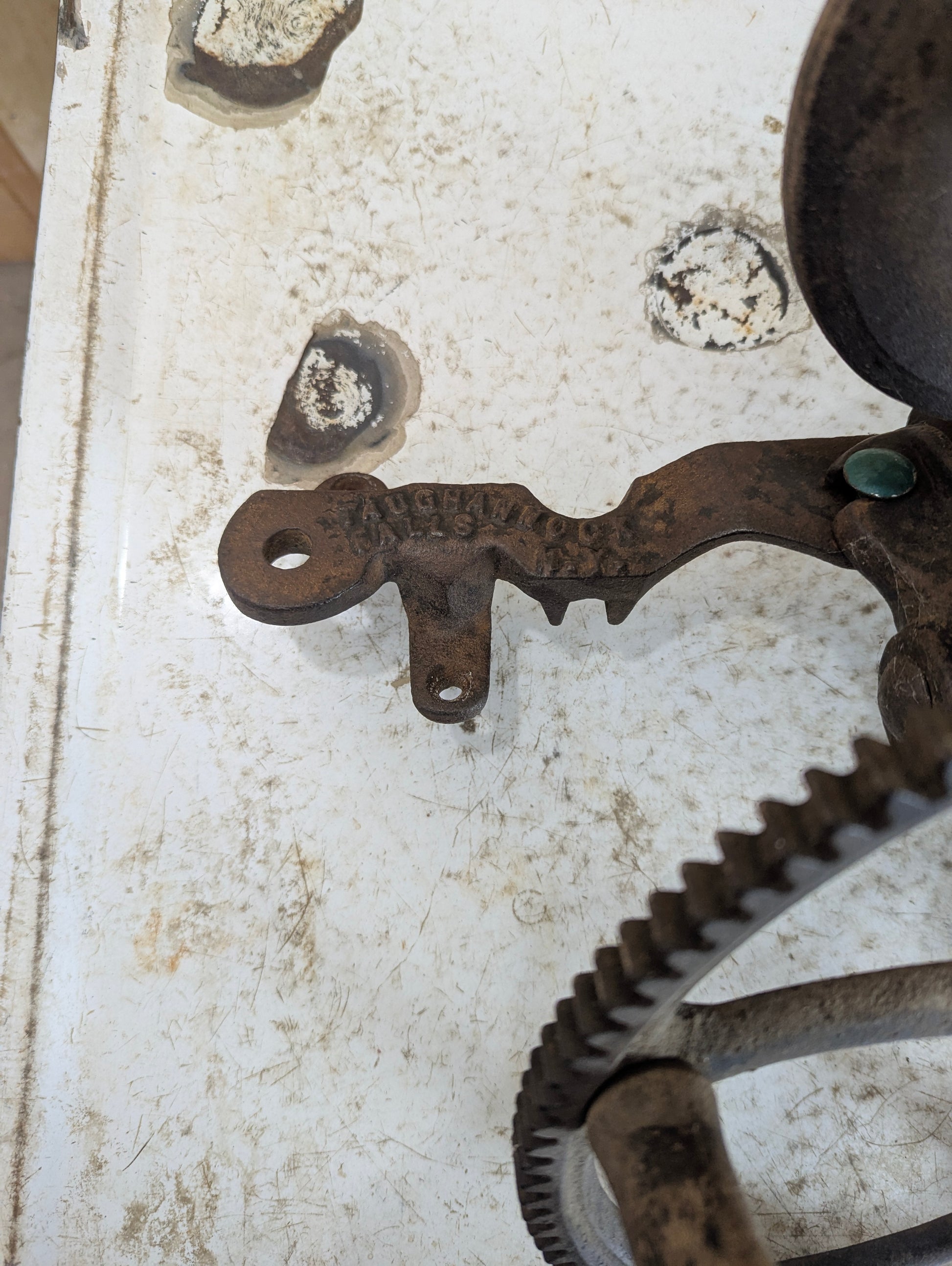 Vintage Hand Cranked Grinders - view 8