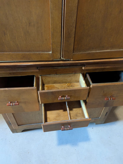 Vintage Hoosier Cabinet - view 10