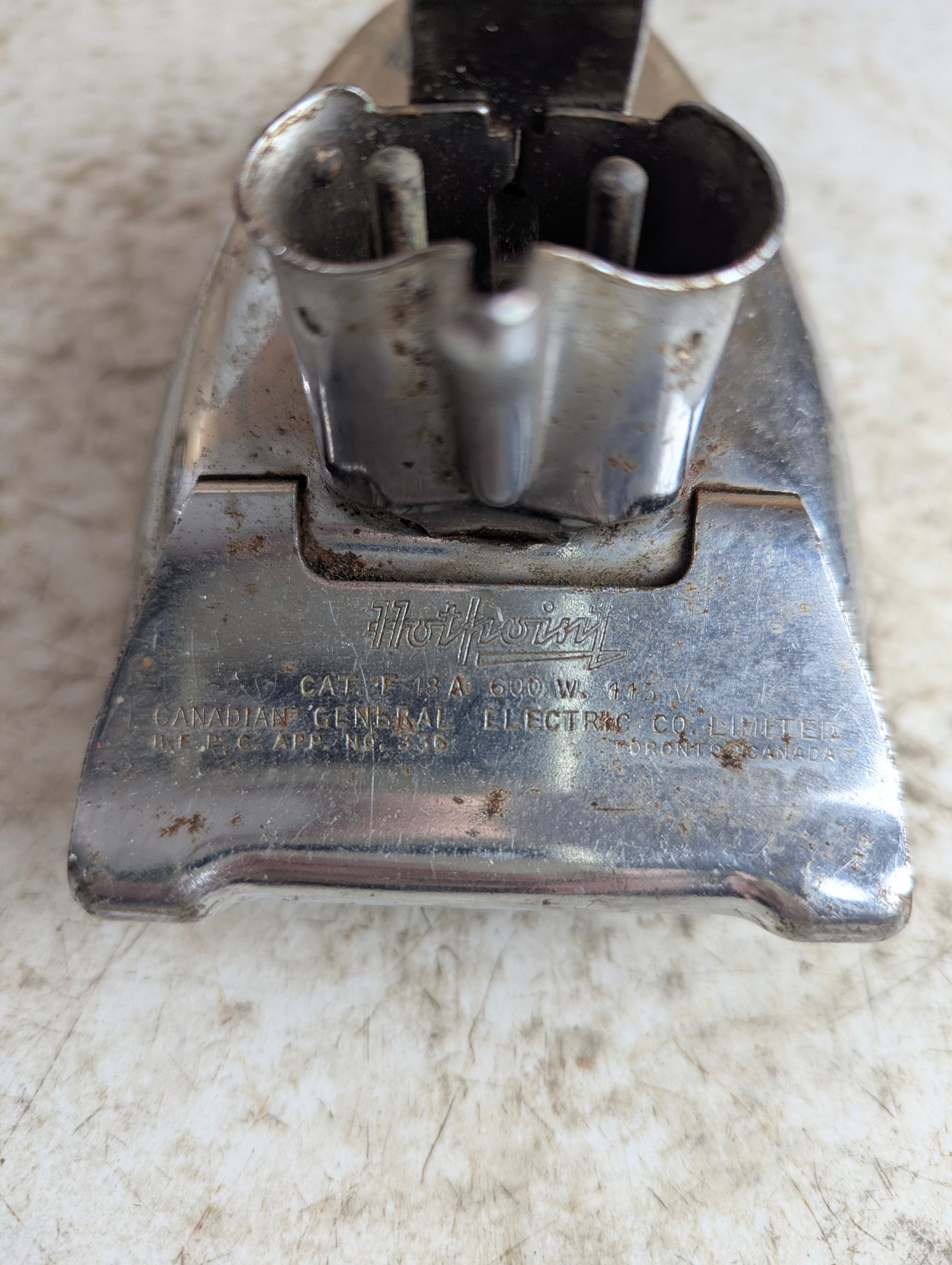 Vintage Hotpoint Electric Iron - view 3