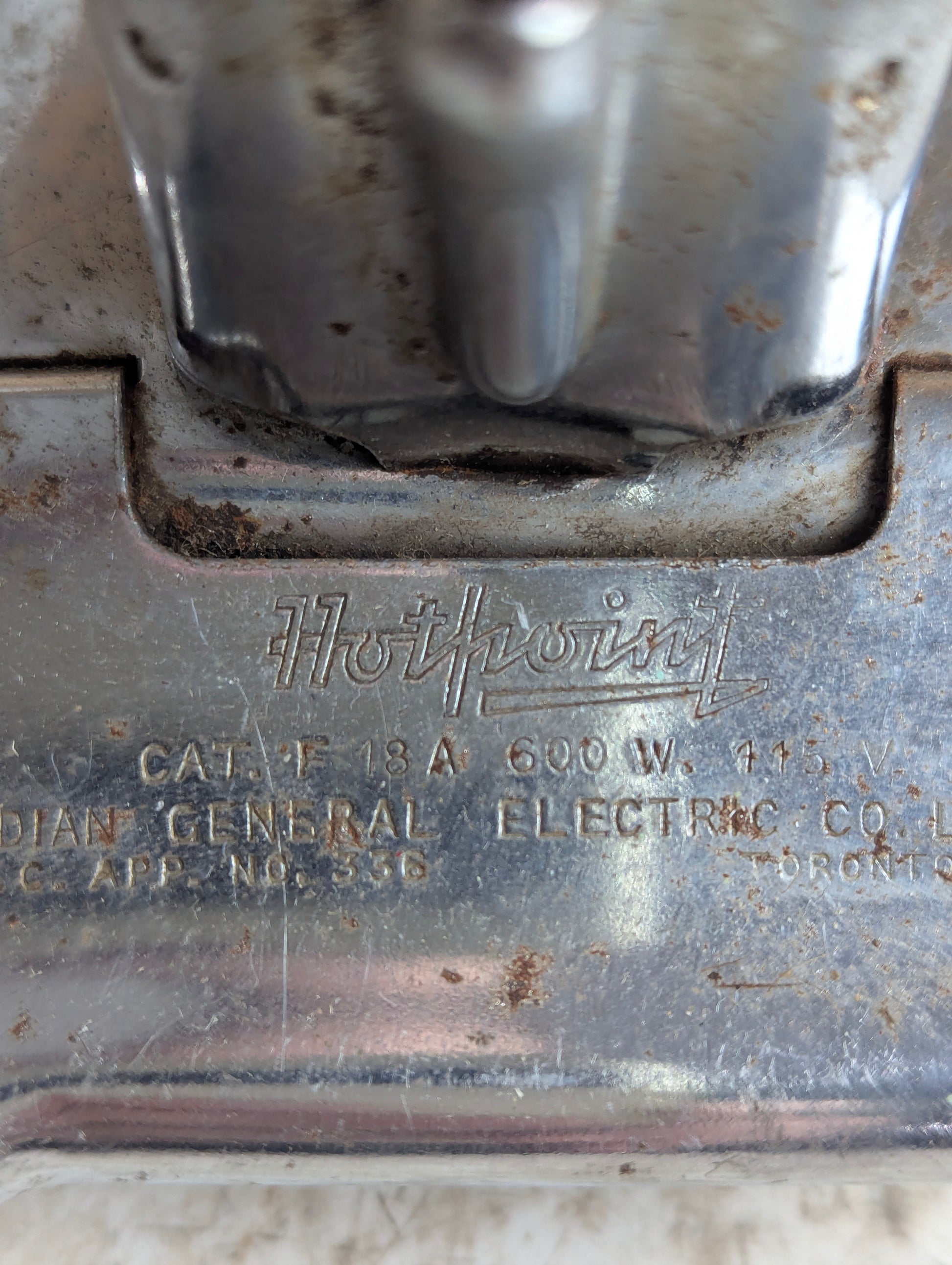 Vintage Hotpoint Electric Iron - view 4