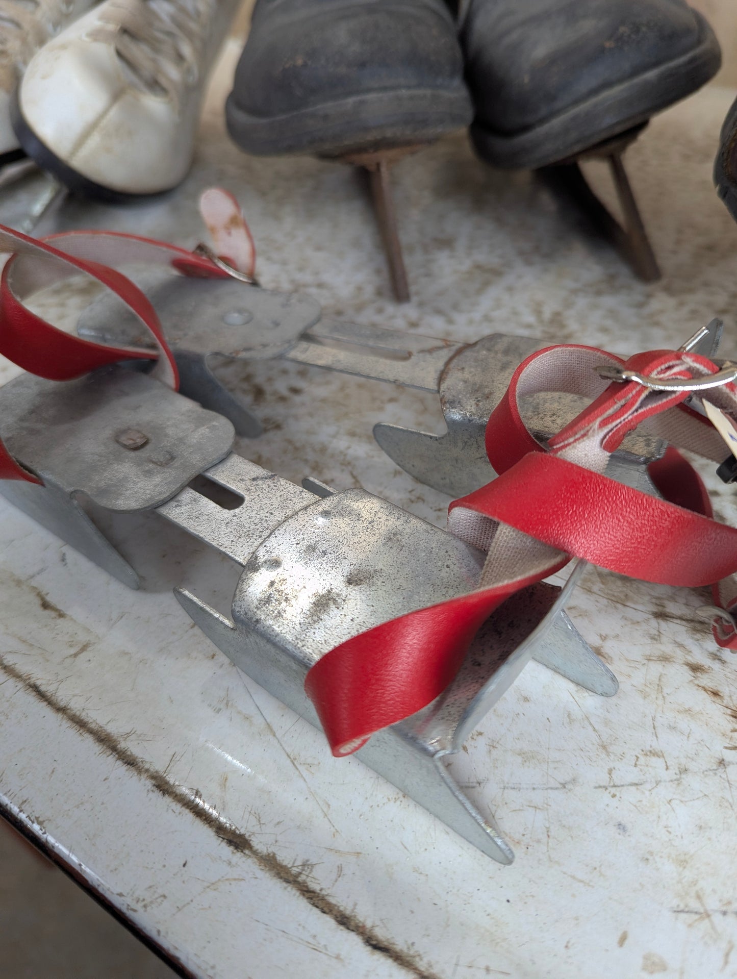 Vintage Ice Skates - view 5