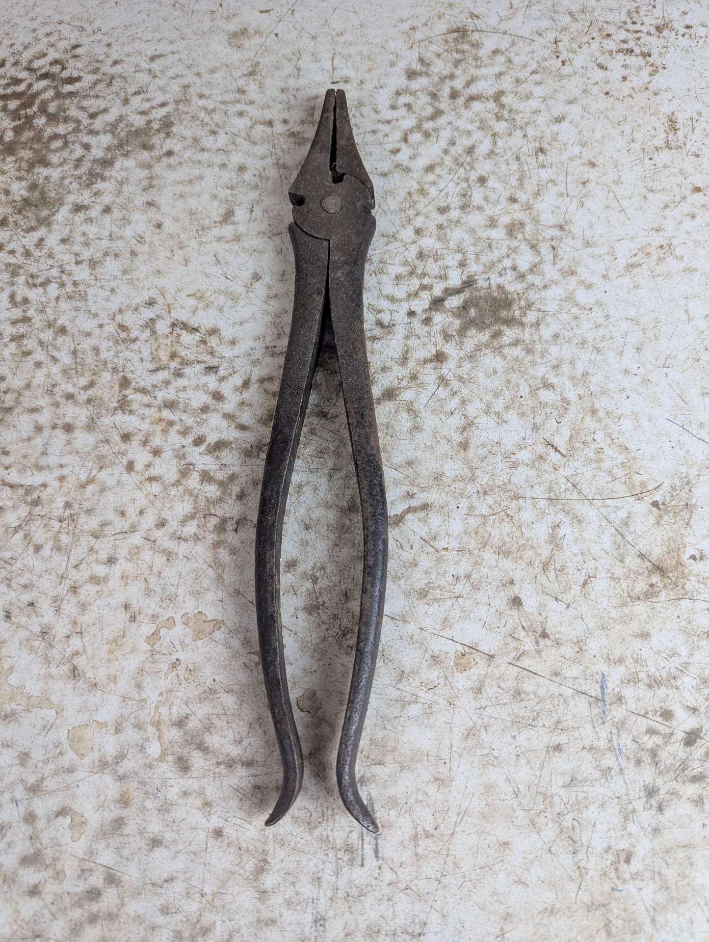 Vintage J.M. King 12" Button Pattern Fencing Lineman Pliers