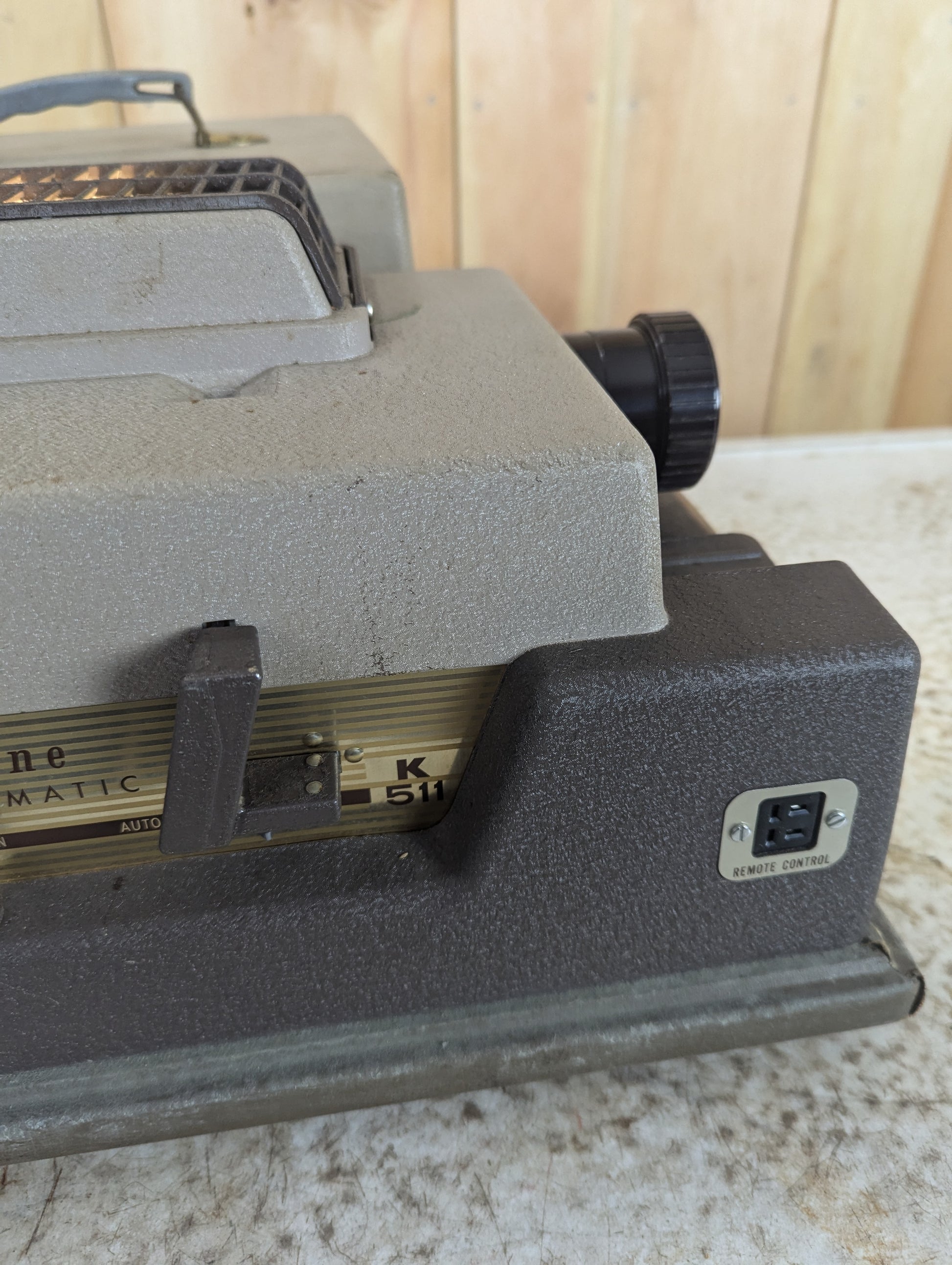 Vintage Keystone Automatic Slide Projector Model K-511 - view 3
