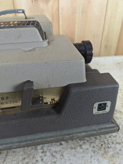 Vintage Keystone Automatic Slide Projector Model K-511 - view 3