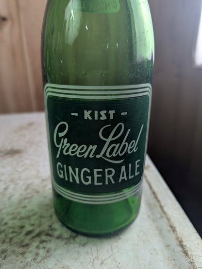 Vintage Kist Green Label Ginger Ale Green Glass ACL Soda Bottle - view 2