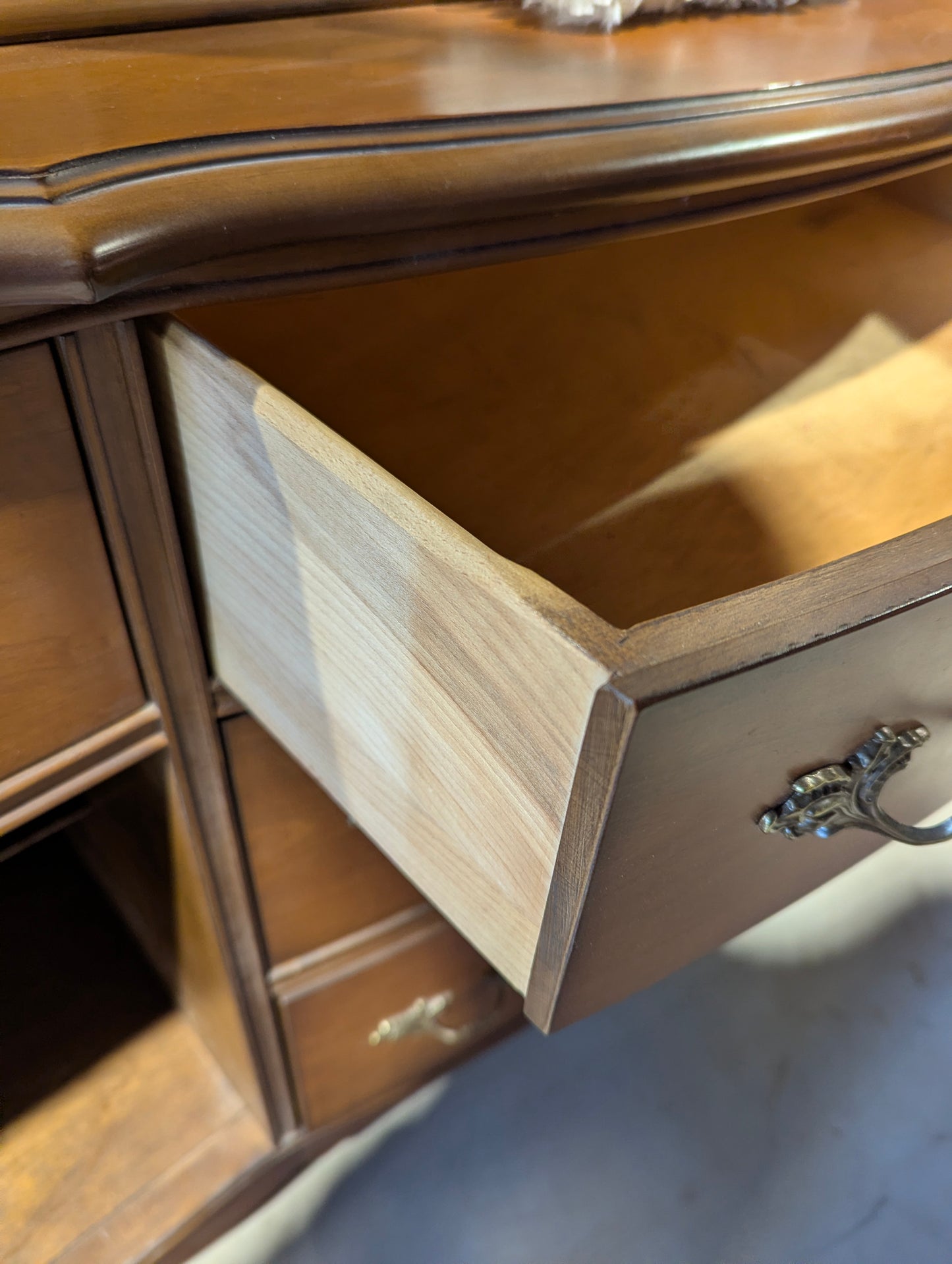 Vintage Knechtel Buffet and Hutch - view 7