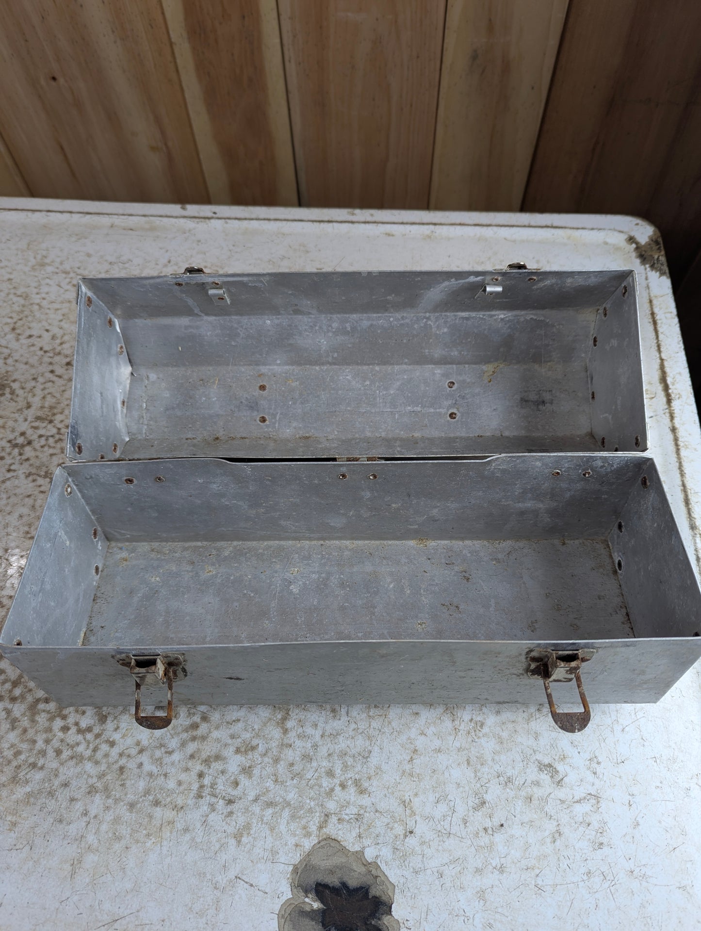 Vintage L. May Sudbury 14" Aluminum Miner's Lunch Box - view 6