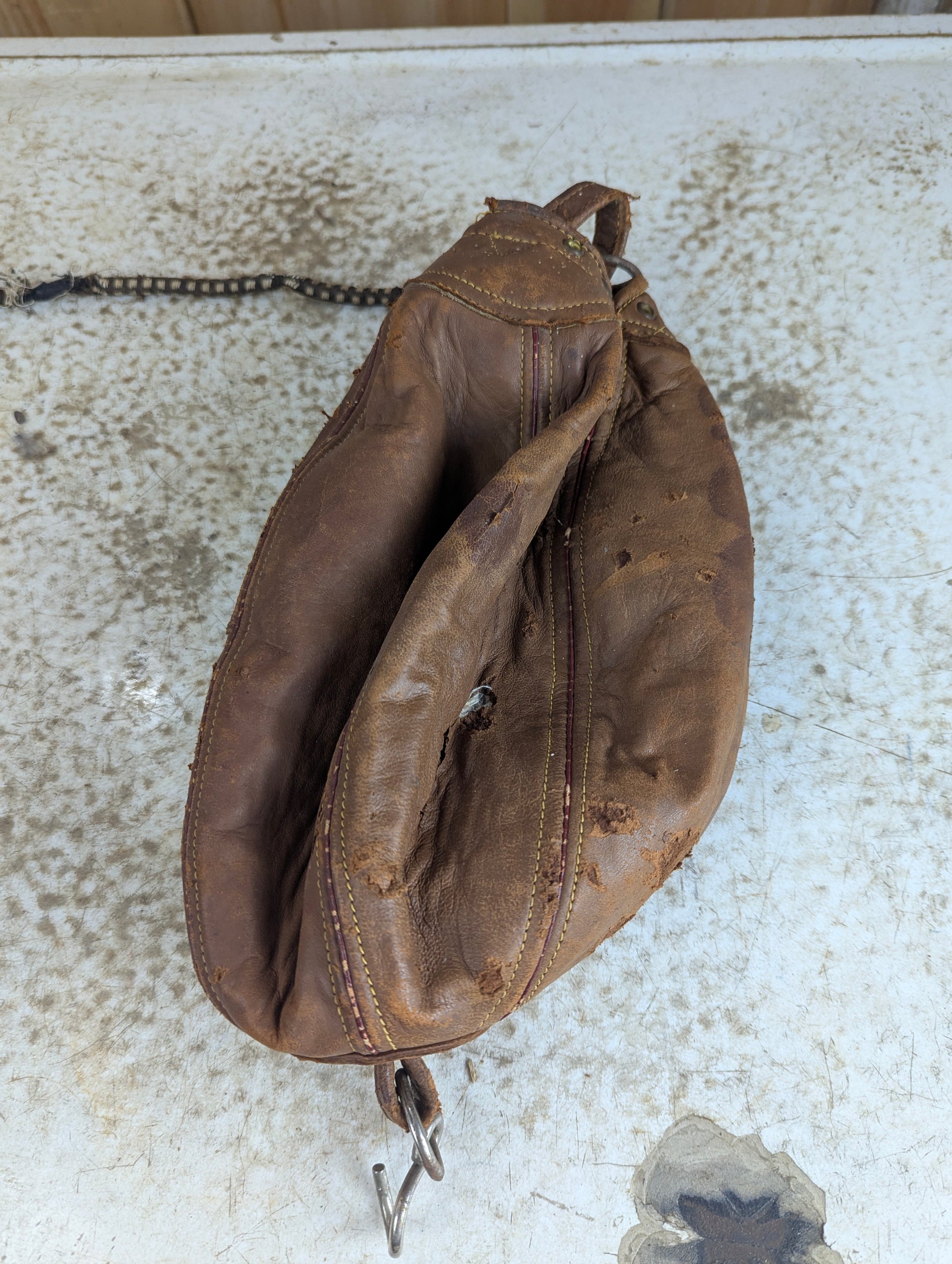 Vintage Leather Punching Speed Bag