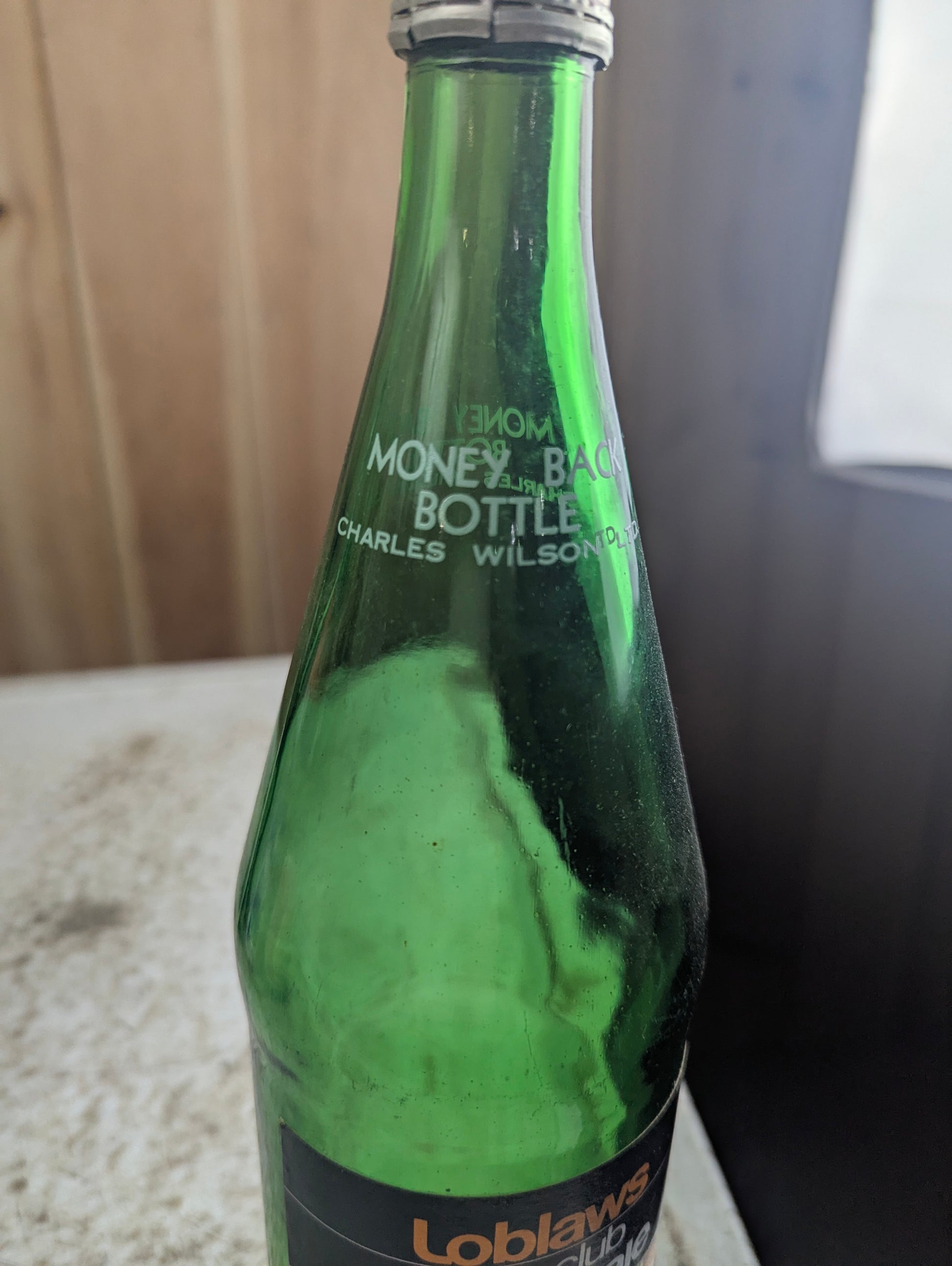 Vintage Loblaw's Alpine Club Ginger Ale Green Glass Paper Label ACL Soda Bottle - view 2