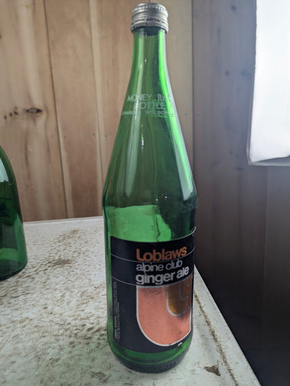 Vintage Loblaw's Alpine Club Ginger Ale Green Glass Paper Label ACL Soda Bottle - view 3