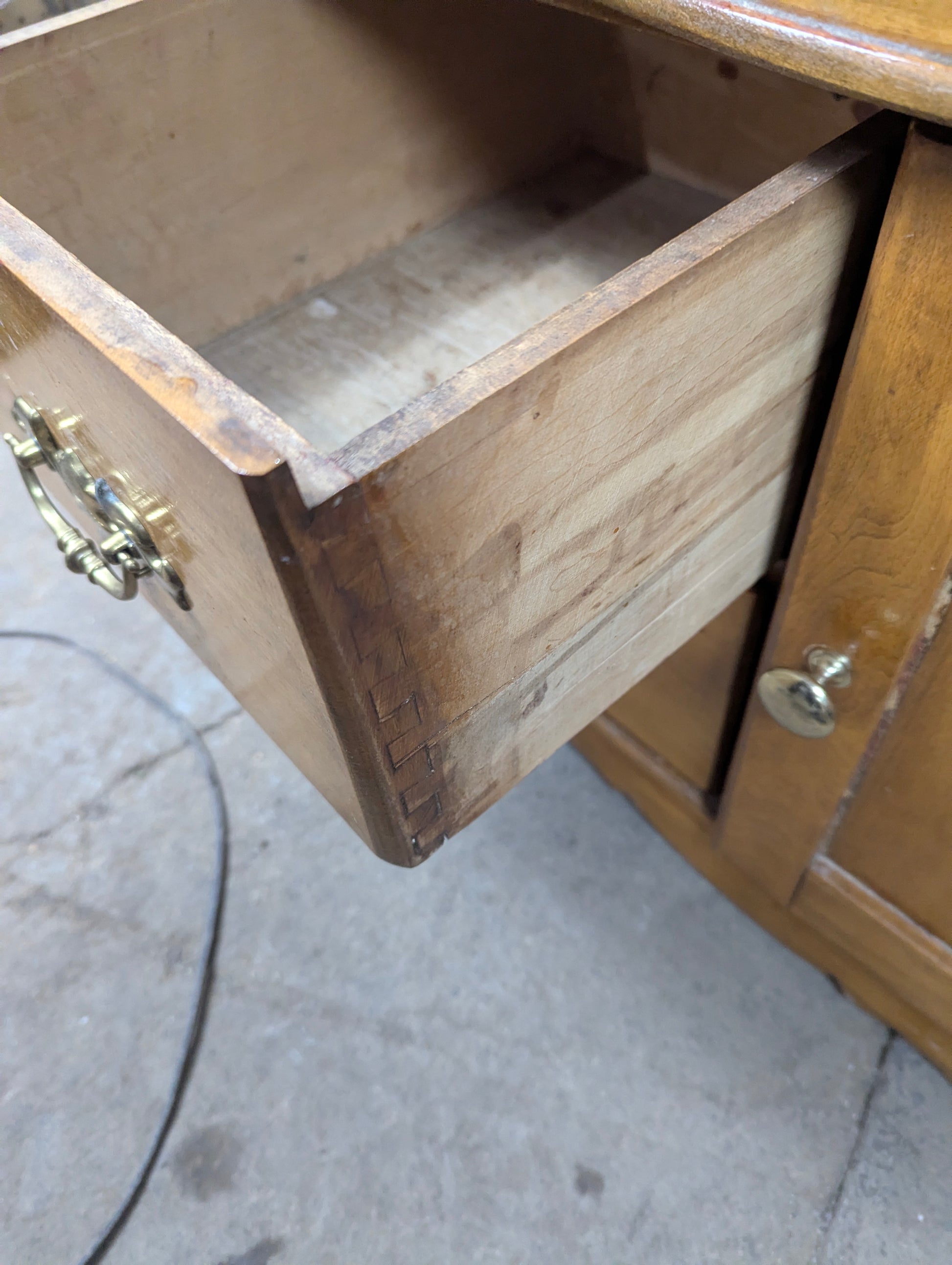 Vintage Maple Washstand - view 8