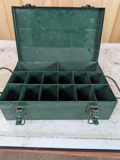 Vintage Metal Box - view 2