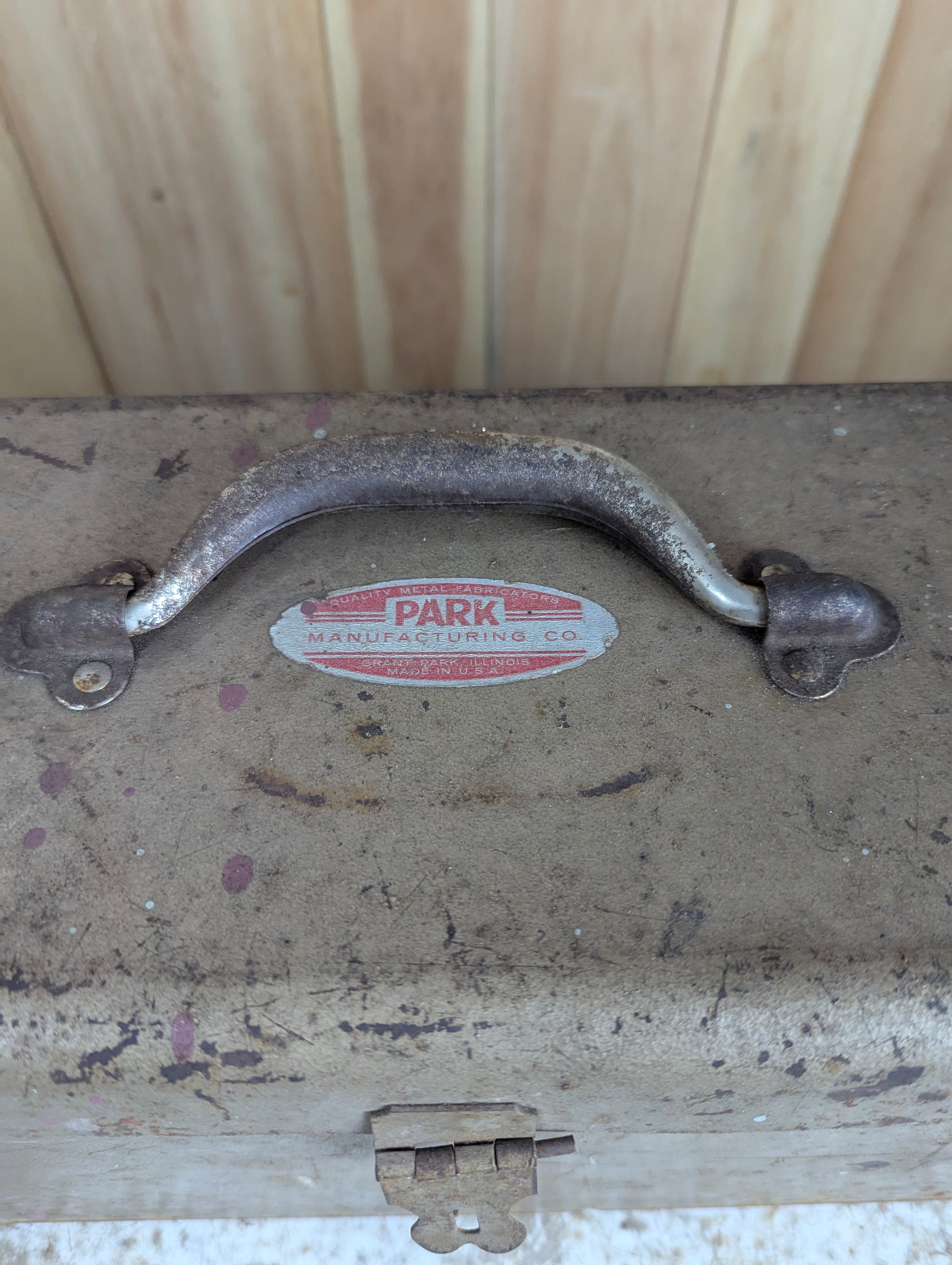 Vintage Metal Toolbox - view 2