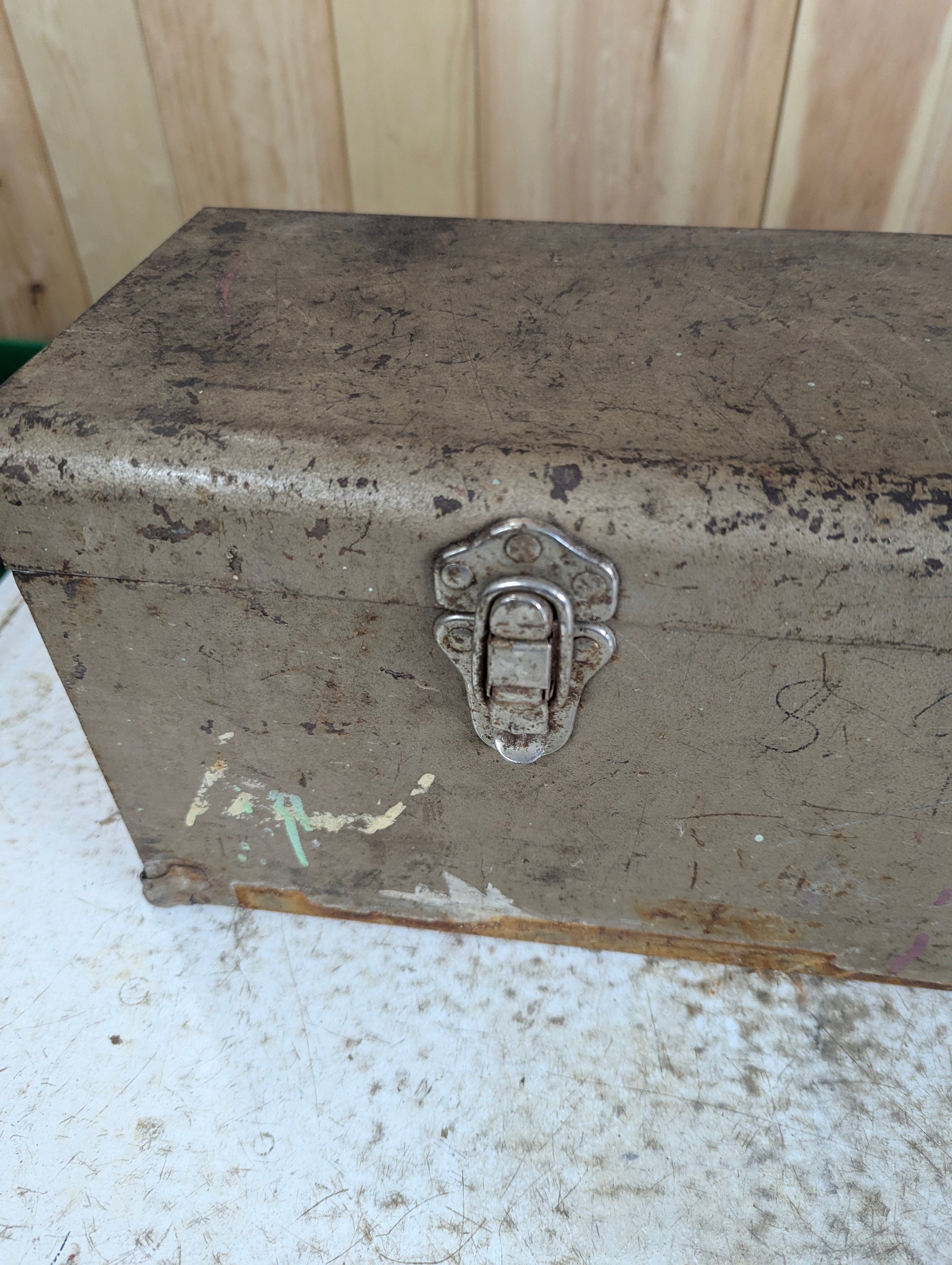 Vintage Metal Toolbox - view 3