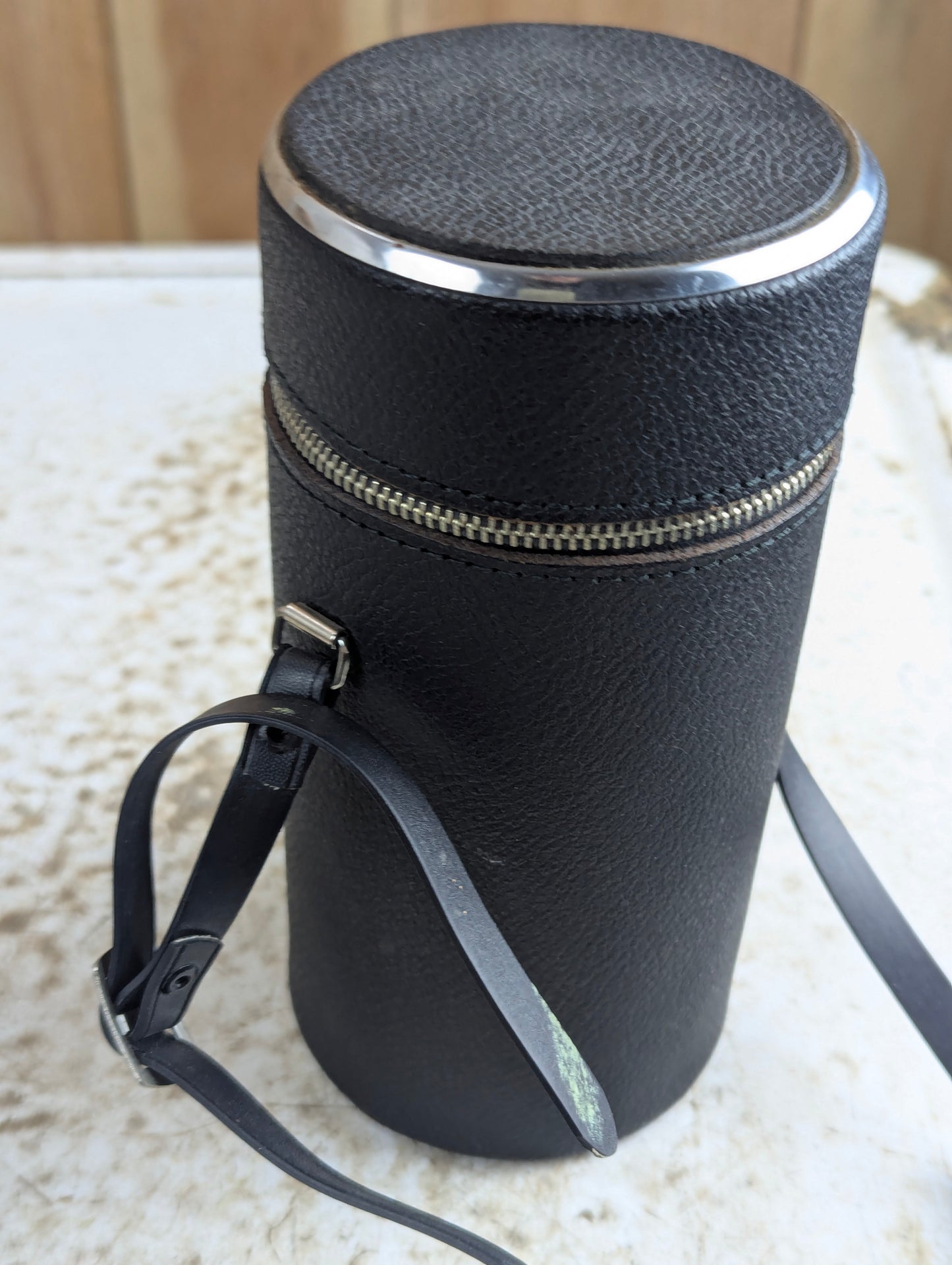 Vintage Miida Automatic 200mm f3.5 Telephoto Lens in Case - view 4
