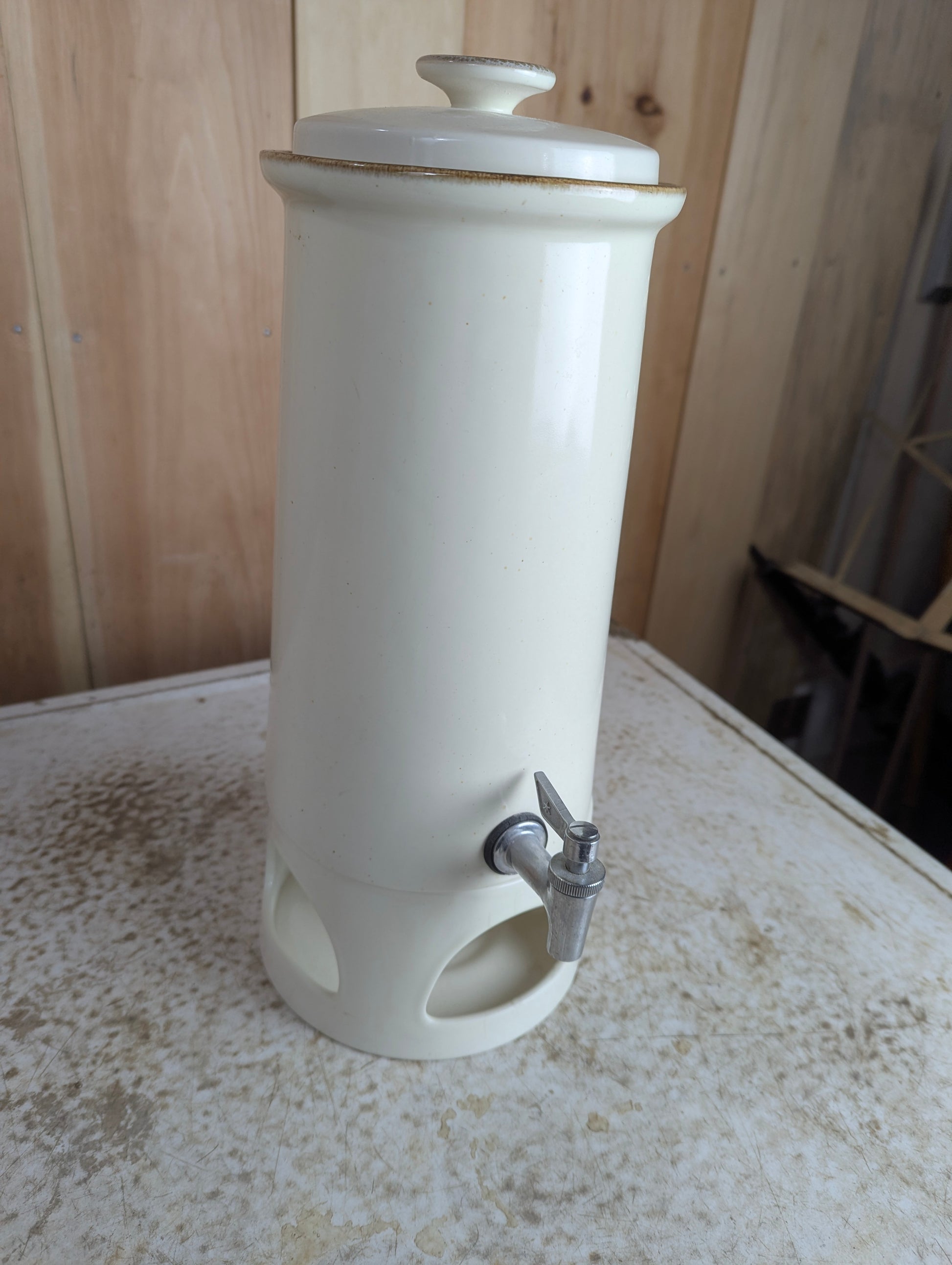 Vintage Mikasa D8000 Ceramic Samovar - view 2