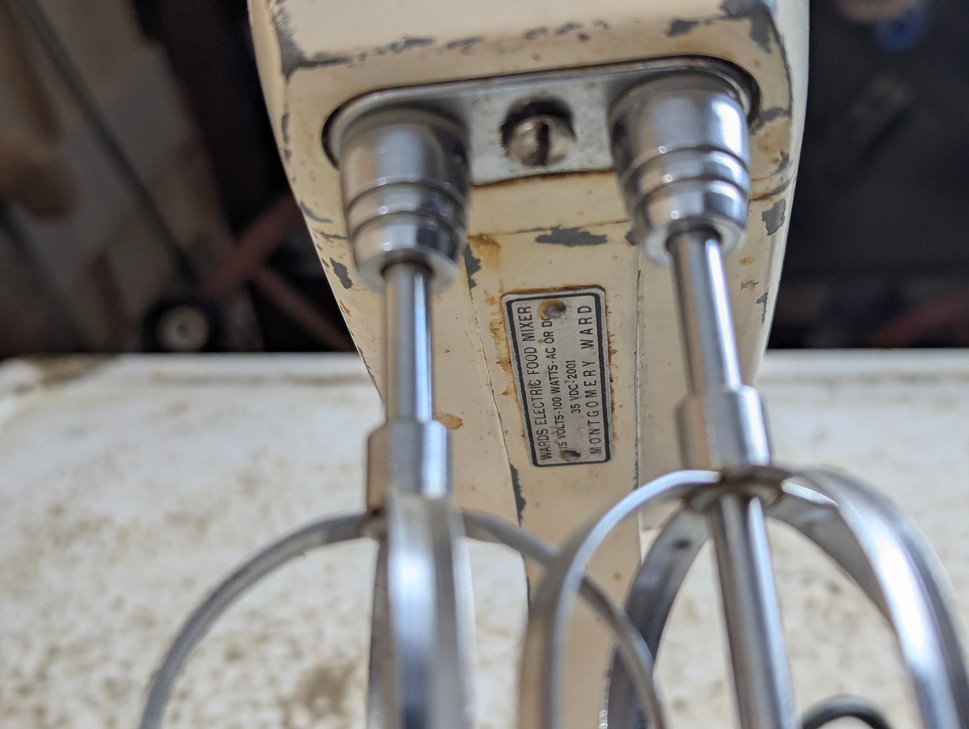 Vintage Montgomery Ward Electric Food Mixer - view 4