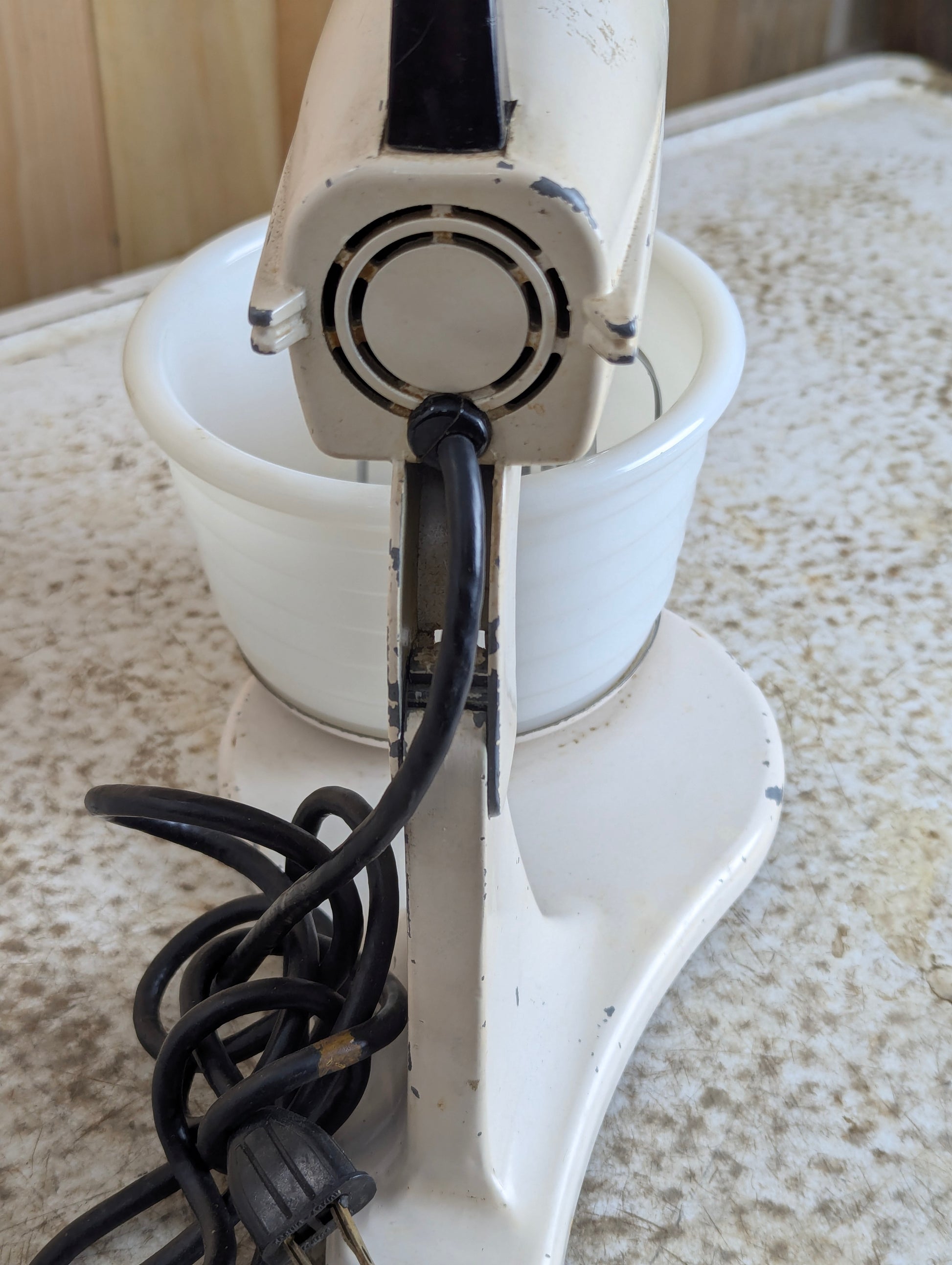 Vintage Montgomery Ward Electric Food Mixer - view 6