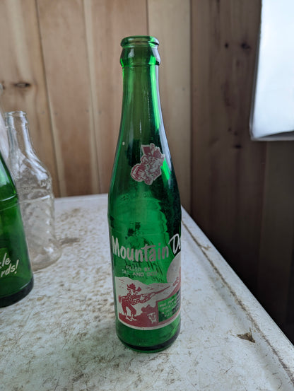 Vintage Mountain Dew 10oz Hillbilly 'Filled by Bill and Dot'  Green Glass ACL Soda Bottle