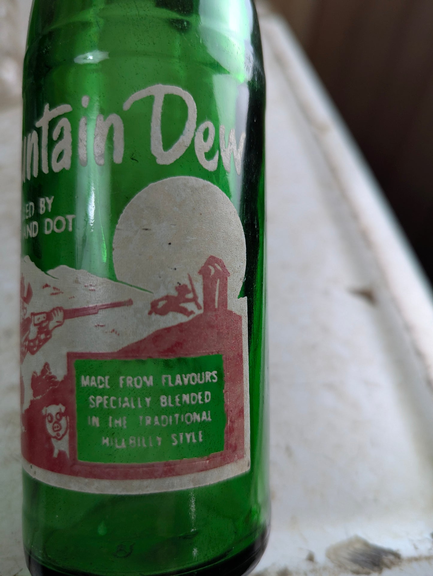 Vintage Mountain Dew 10oz Hillbilly 'Filled by Bill and Dot'  Green Glass ACL Soda Bottle - view 3