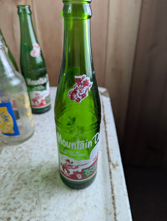 Vintage Mountain Dew 10oz Hillbilly 'Filled by Clem and Gert'  Green Glass ACL Soda Bottle
