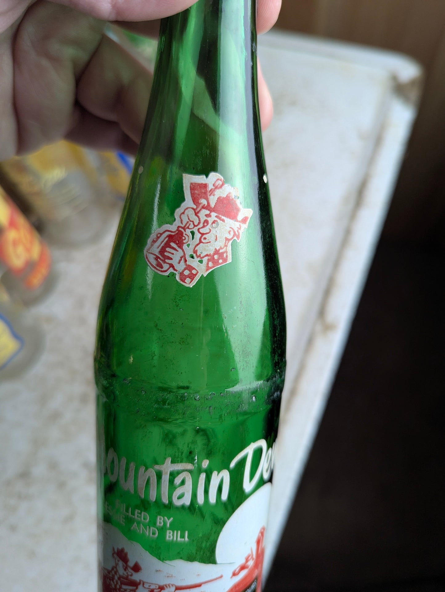 Vintage Mountain Dew 10oz Hillbilly 'Filled by Essie and Bill'  Green Glass ACL Soda Bottle - view 4