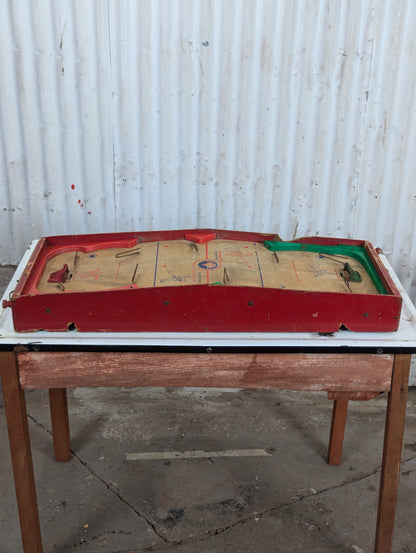 Vintage Munro Table Top Hockey Game