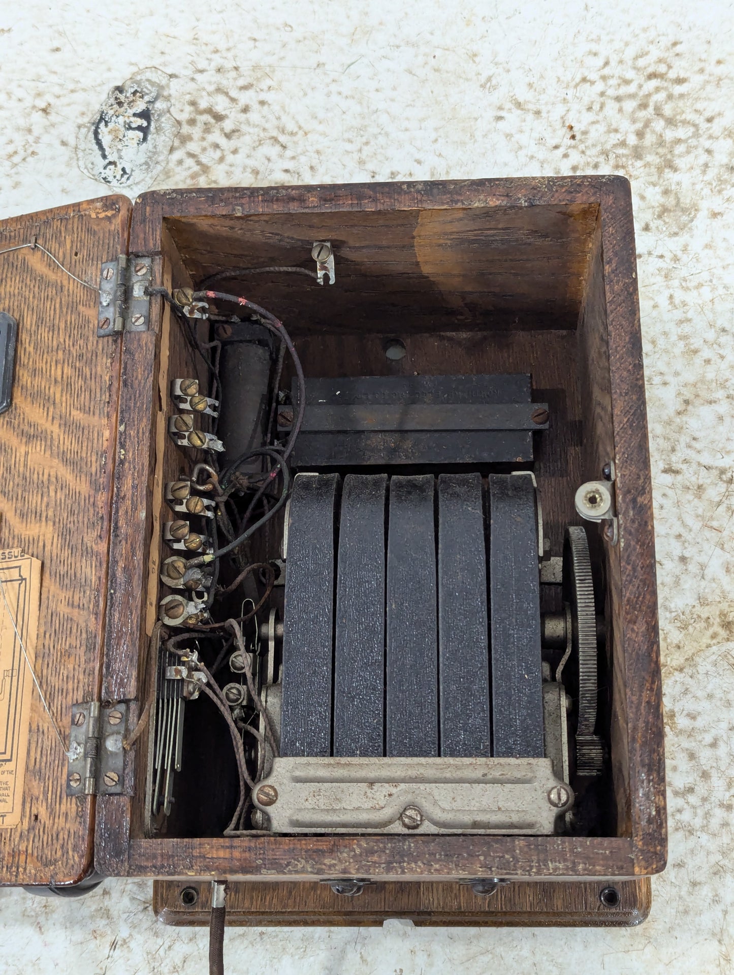 Vintage Northern Electric Wall Mount Crank Telephone - view 3