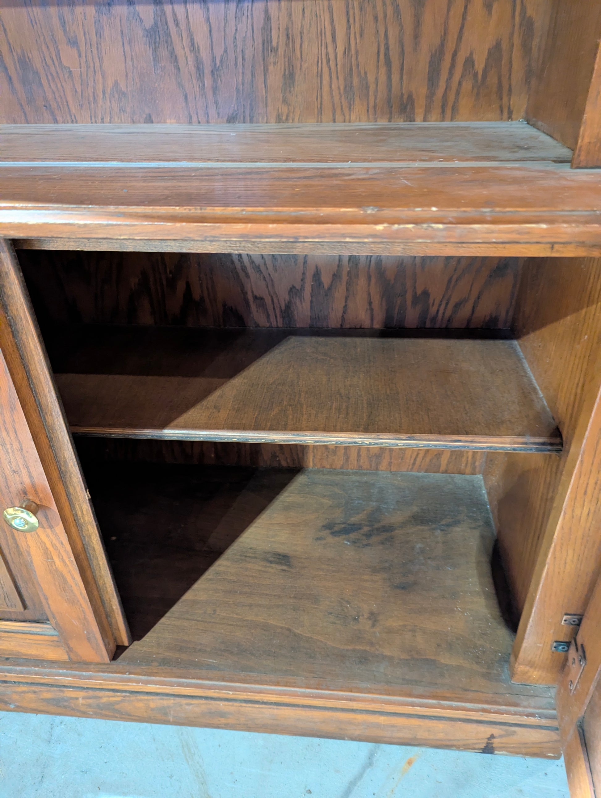 Vintage Oak 5-Shelf Bookcase - view 4