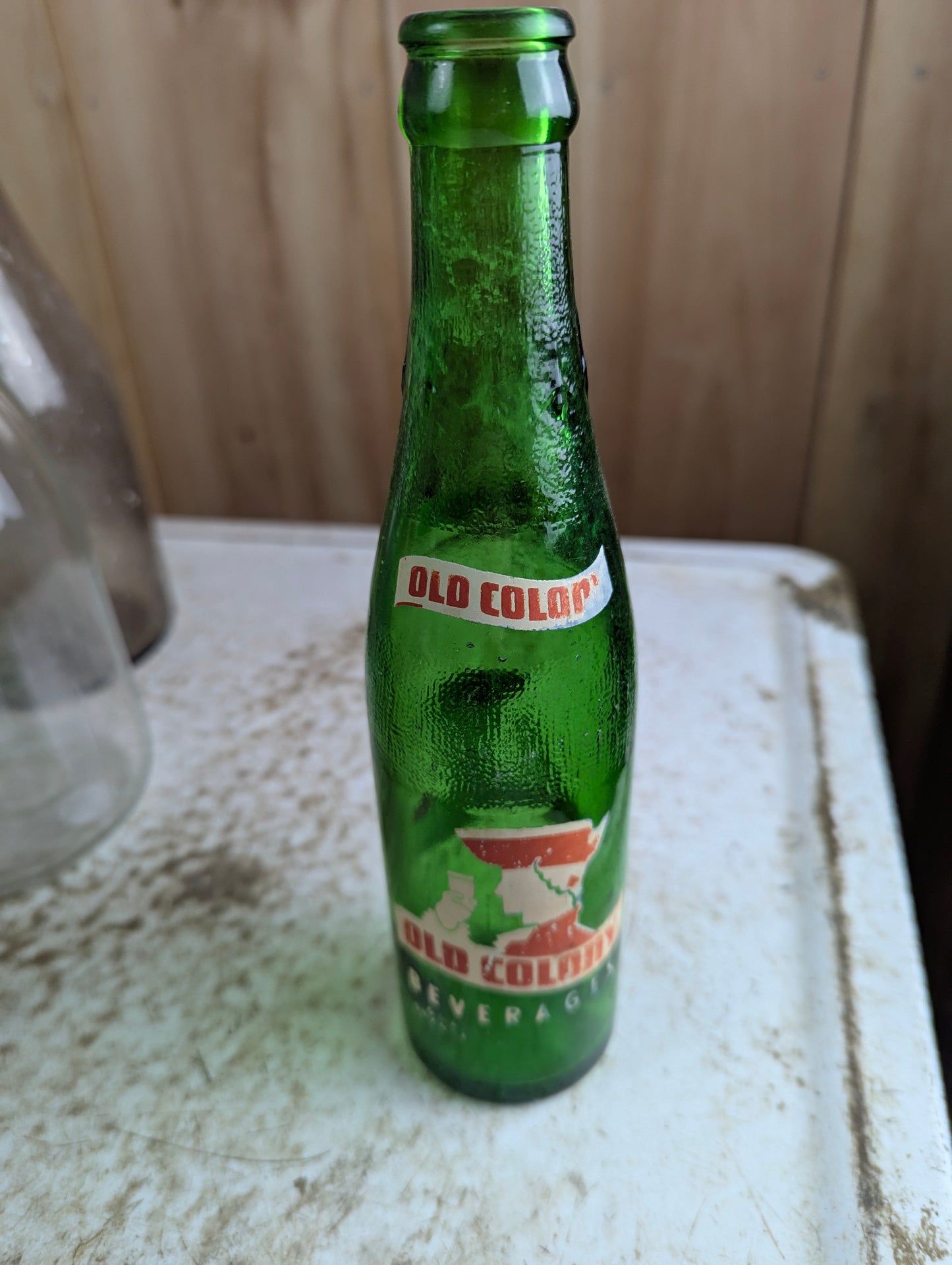 Vintage Old Colony 10oz Green Glass Pilgrim ACL Soda Bottle