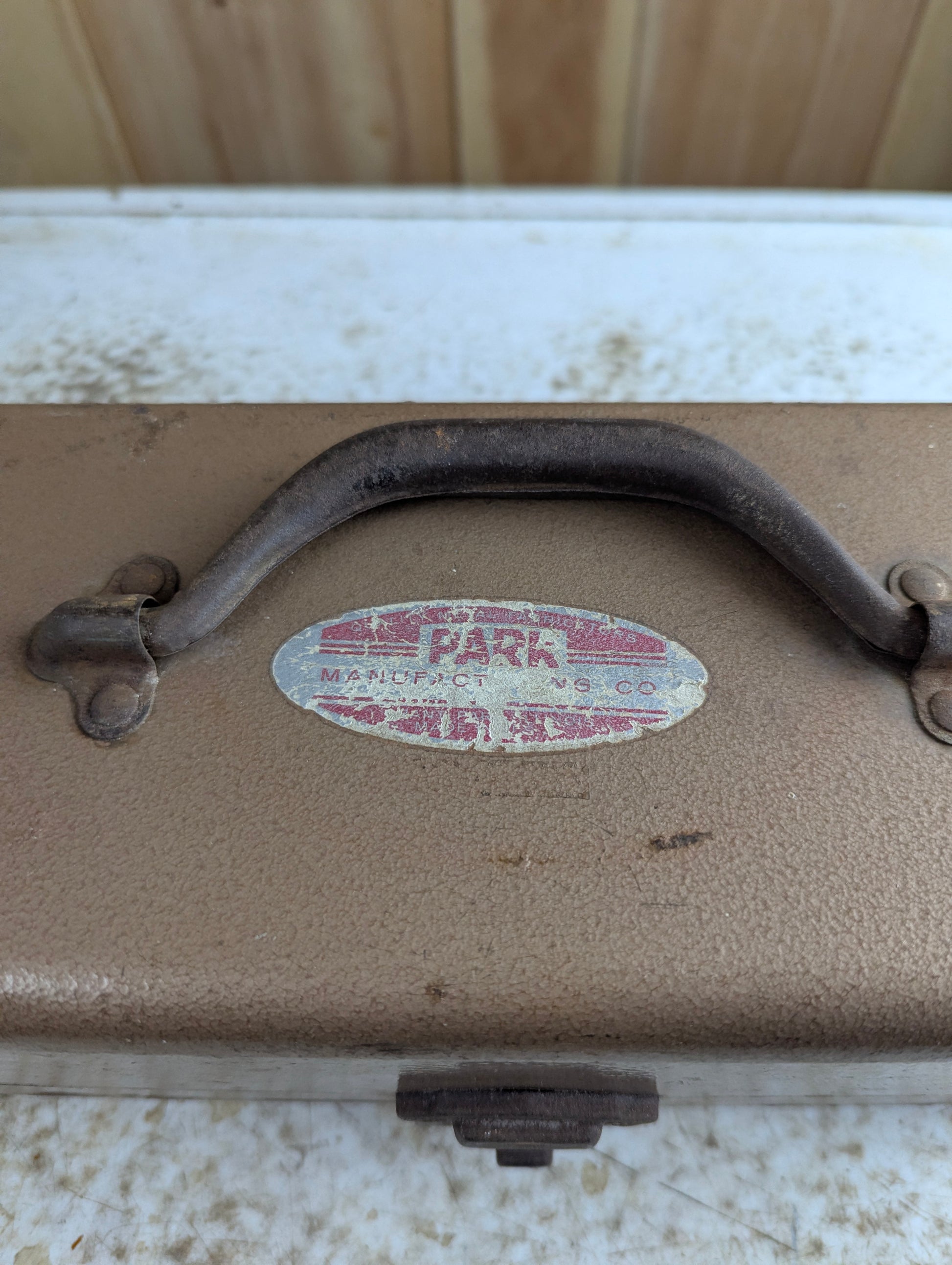 Vintage Park 13.5" x 5" x 5" Metal Tackle Box - view 2
