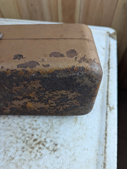 Vintage Park 13.5" x 5" x 5" Metal Tackle Box - view 8