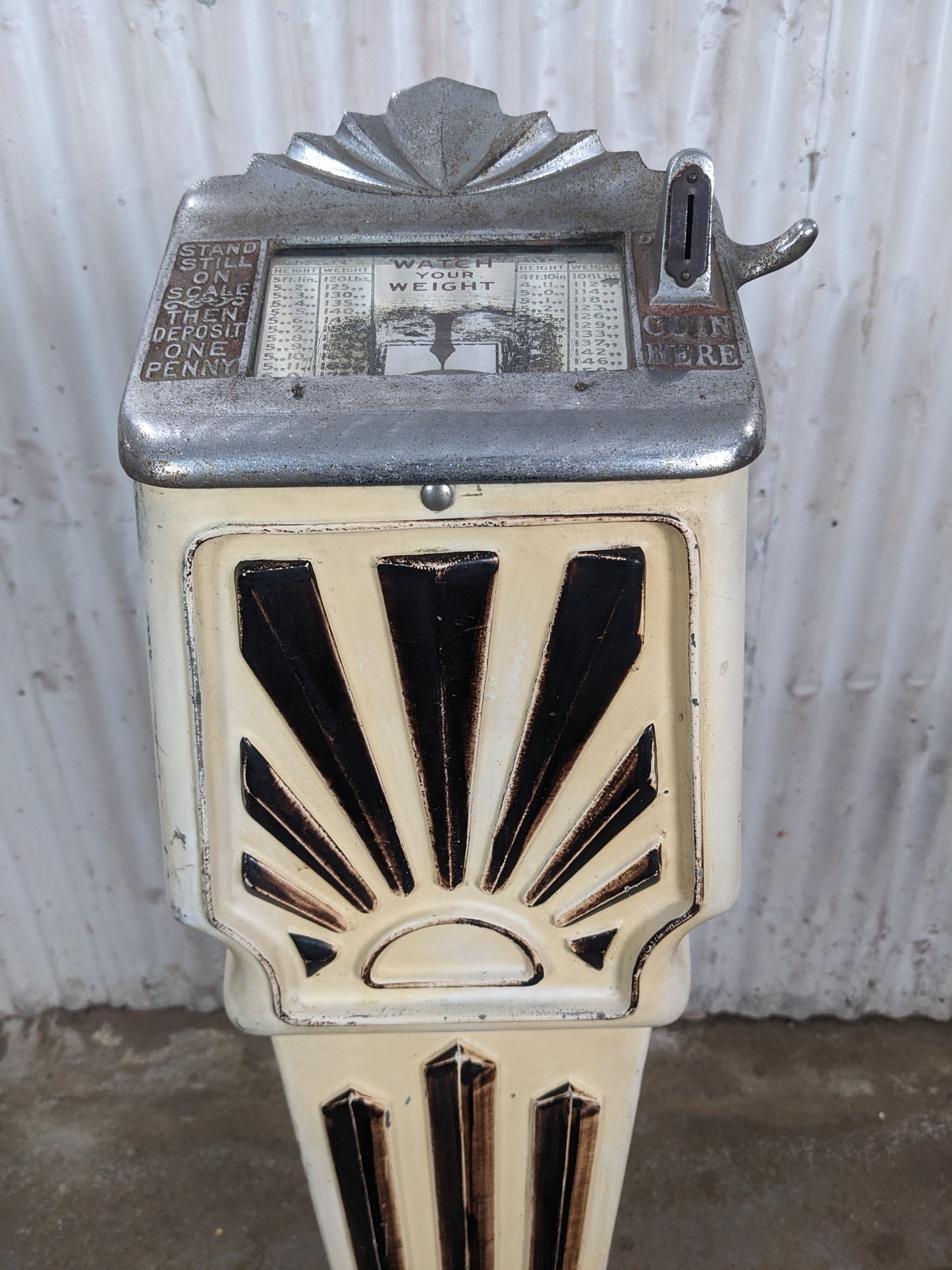 Vintage Penny Scale - view 2