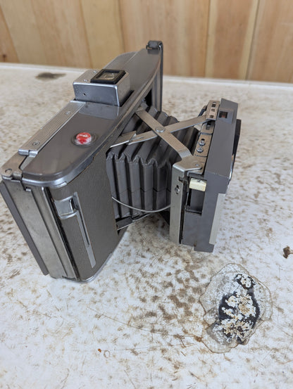Vintage Polaroid Land Camera Model J66 - view 2