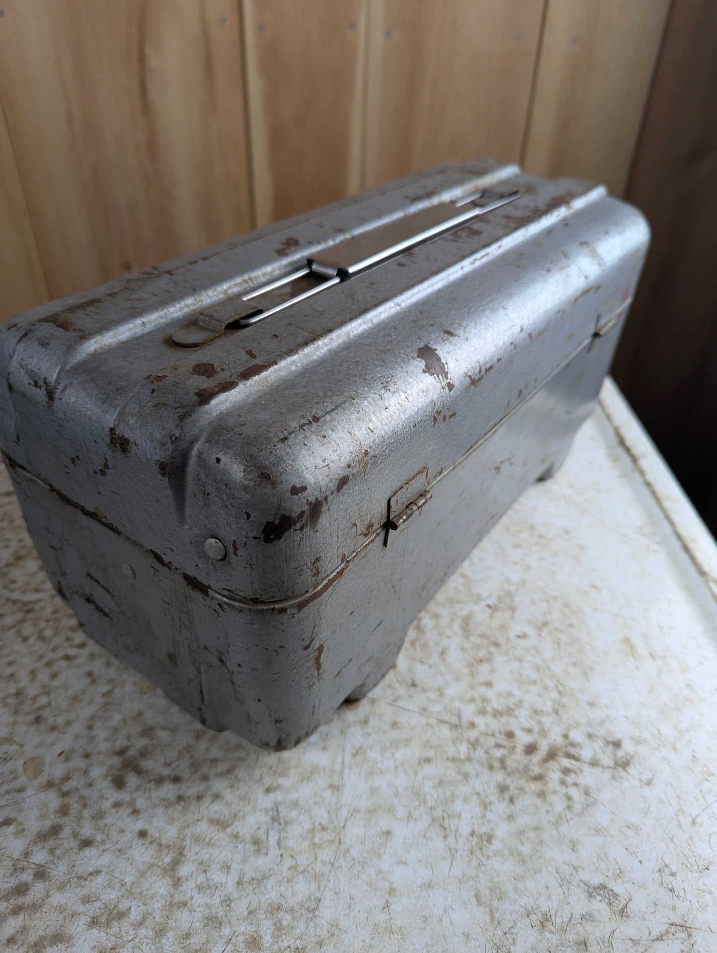 Vintage Poloron 14" x 6" x 6.5" Metal Tackle Box - view 3