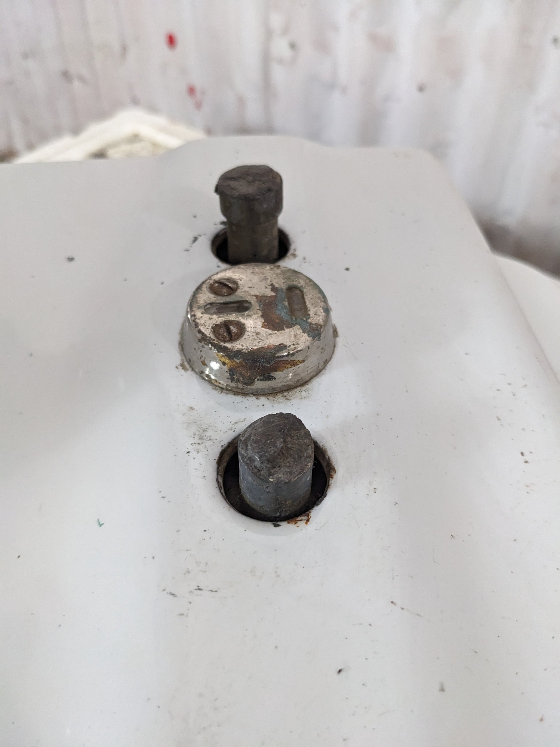 Vintage Porcelain Enamel Barnes Weigh Scale - view 10