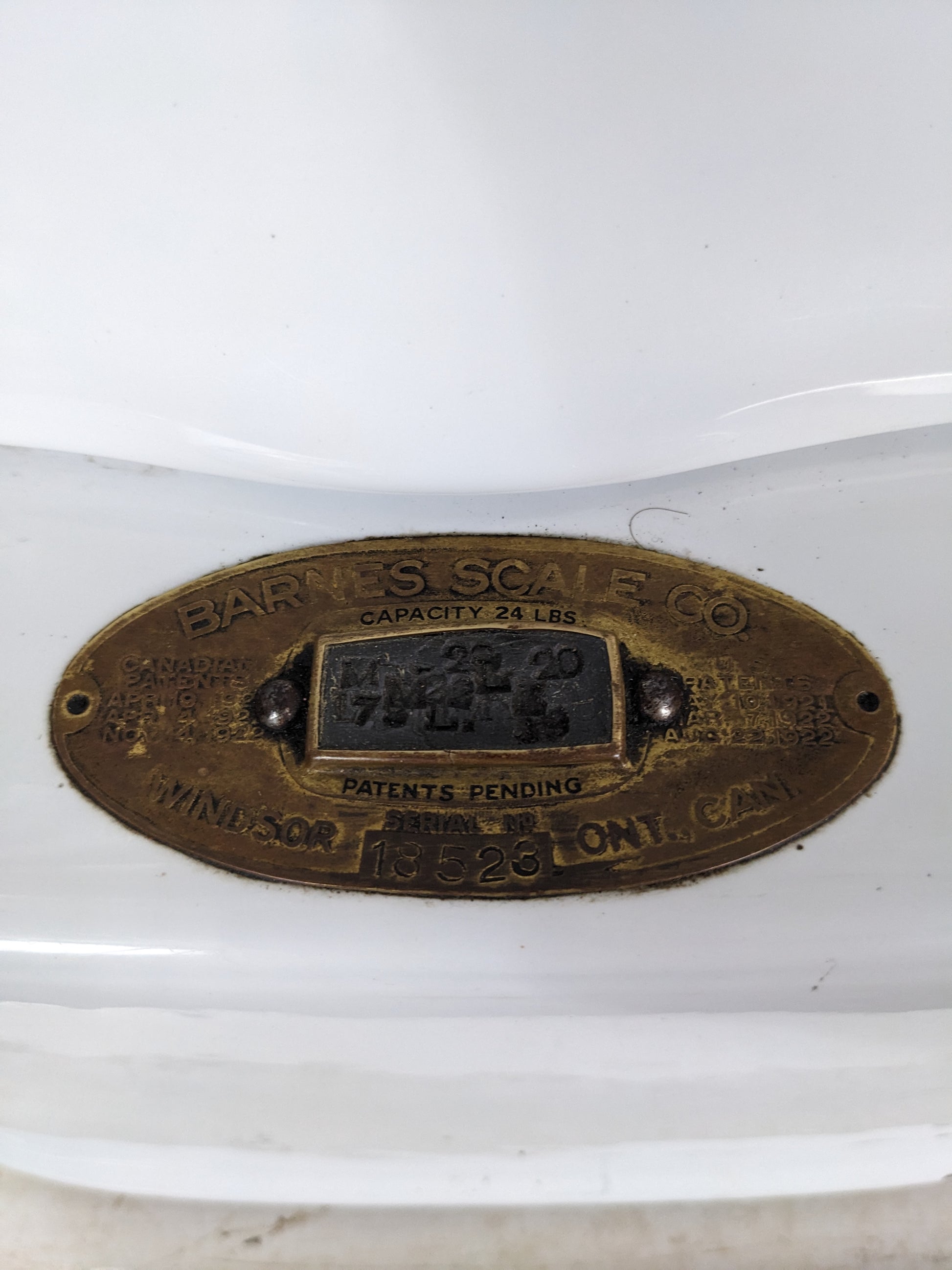Vintage Porcelain Enamel Barnes Weigh Scale - view 8