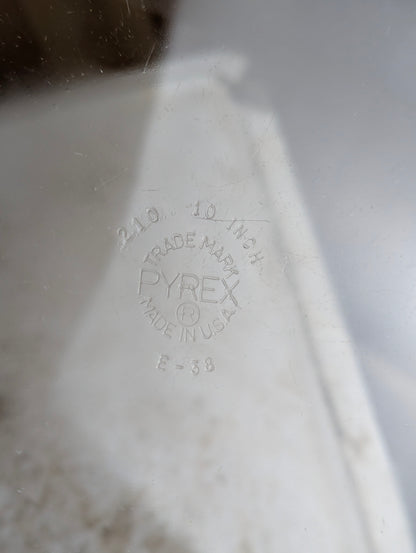 Vintage Pyrex 210 10-inch Glass Pie Plate - view 2